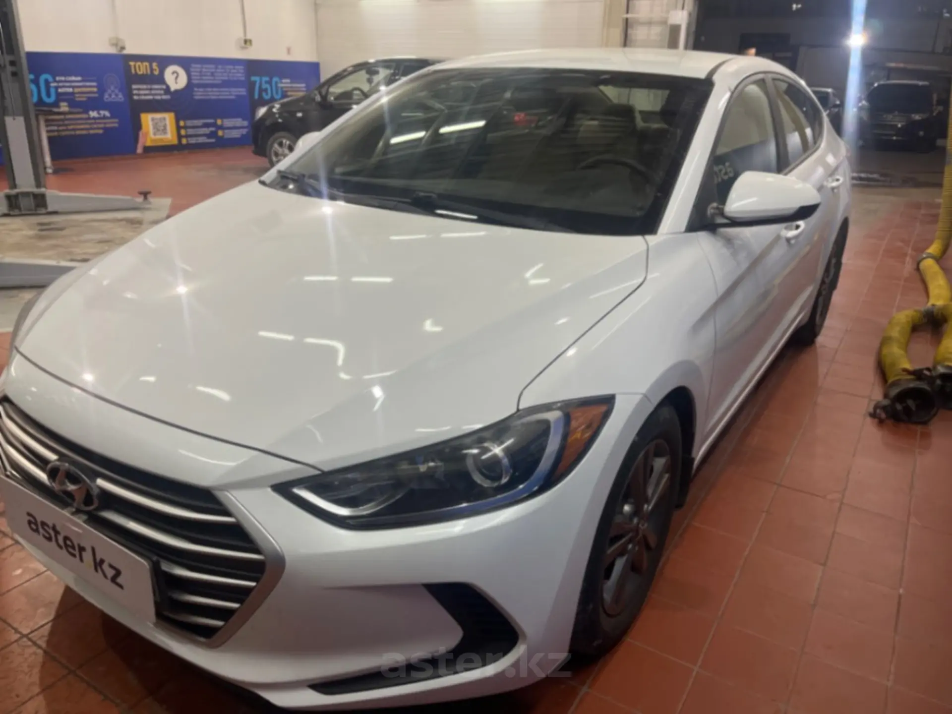 Hyundai Elantra 2017