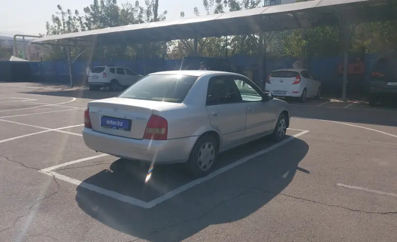 Mazda 323 2001 года за 2 500 000 тг. в Алматы фото 3