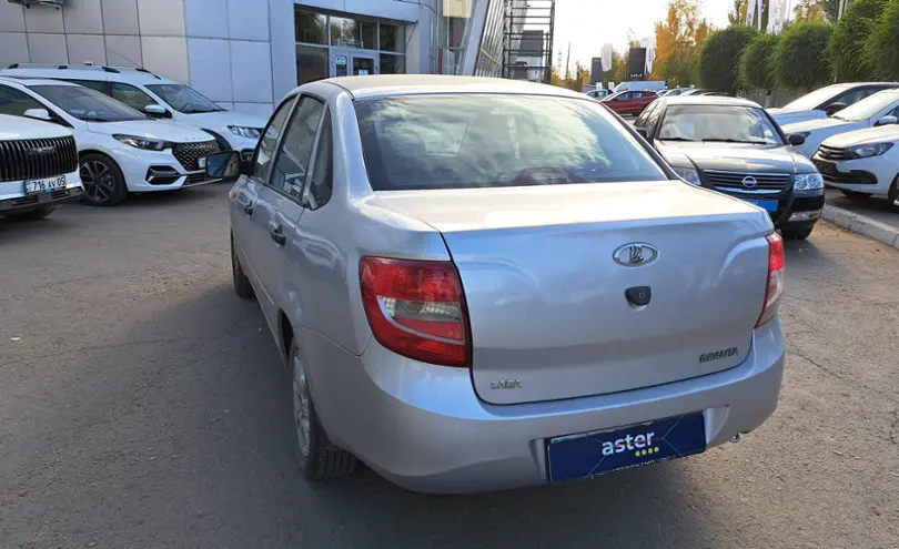 LADA (ВАЗ) Granta 2013 года за 2 500 000 тг. в Костанай фото 4