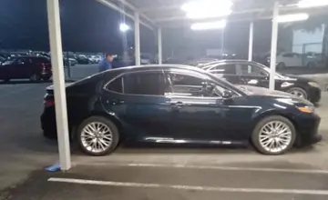 Toyota Camry 2020 года за 13 500 000 тг. в Алматы фото 4