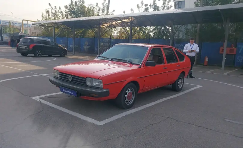 Volkswagen Passat 1982 года за 500 000 тг. в Алматы