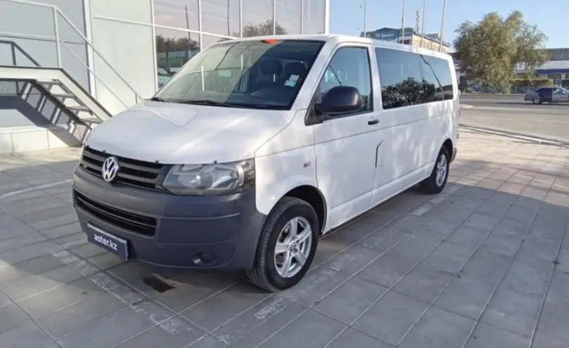 Volkswagen Caravelle 2010 года за 8 500 000 тг. в Уральск