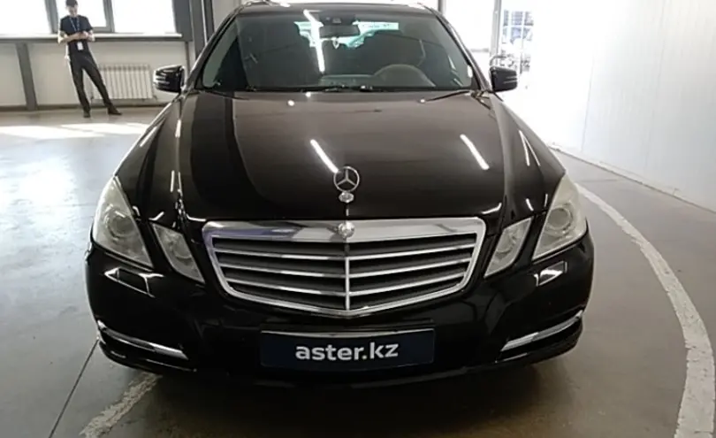Mercedes-Benz E-Класс 2010 года за 7 000 000 тг. в Астана фото 2