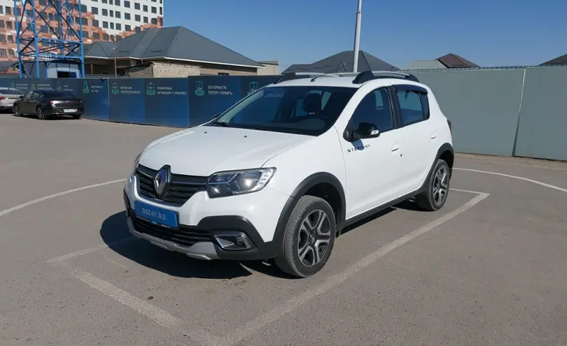 Renault Sandero 2022 года за 7 000 000 тг. в Шымкент