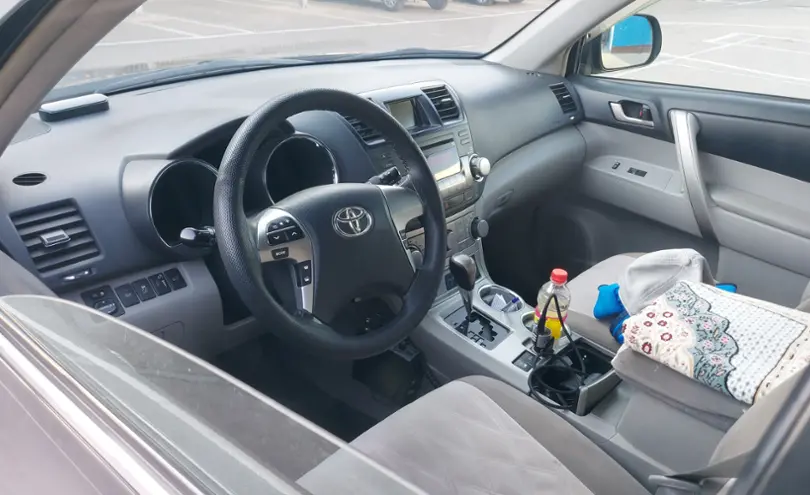 Toyota Highlander 2010 года за 10 000 000 тг. в Алматы фото 5