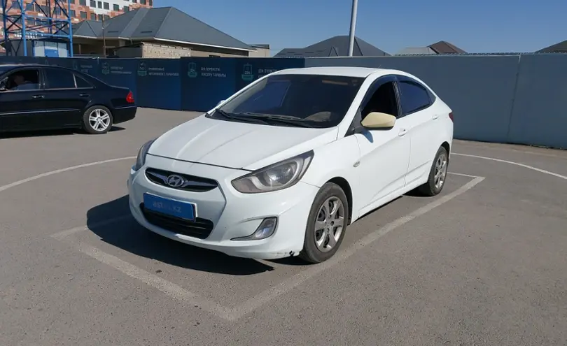 Hyundai Accent 2013 года за 3 300 000 тг. в Шымкент