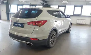 Hyundai Santa Fe 2014 года за 8 000 000 тг. в Астана фото 3