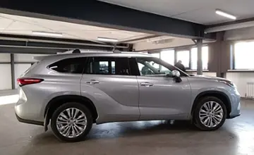 Toyota Highlander 2022 года за 23 000 000 тг. в Астана фото 4
