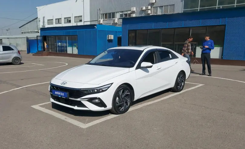 Hyundai Elantra 2023 года за 9 000 000 тг. в Алматы