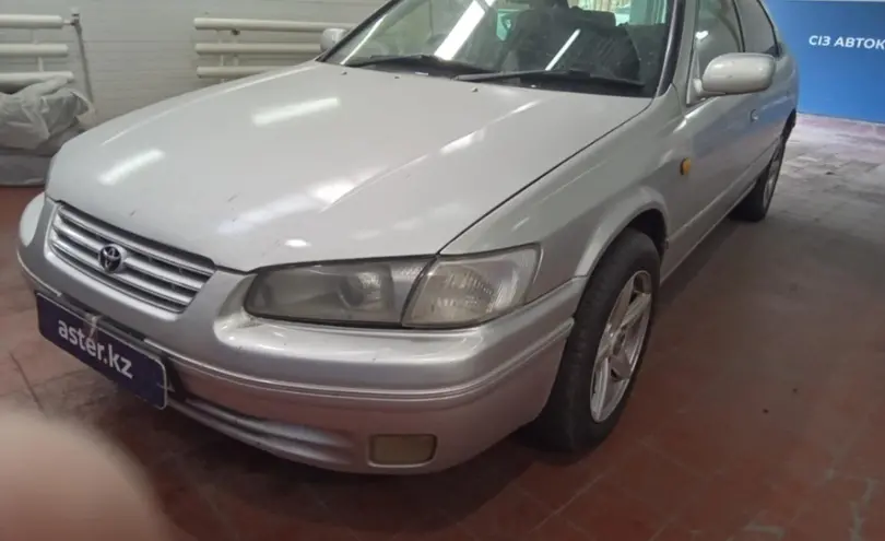 Toyota Camry 1999 года за 2 500 000 тг. в Астана