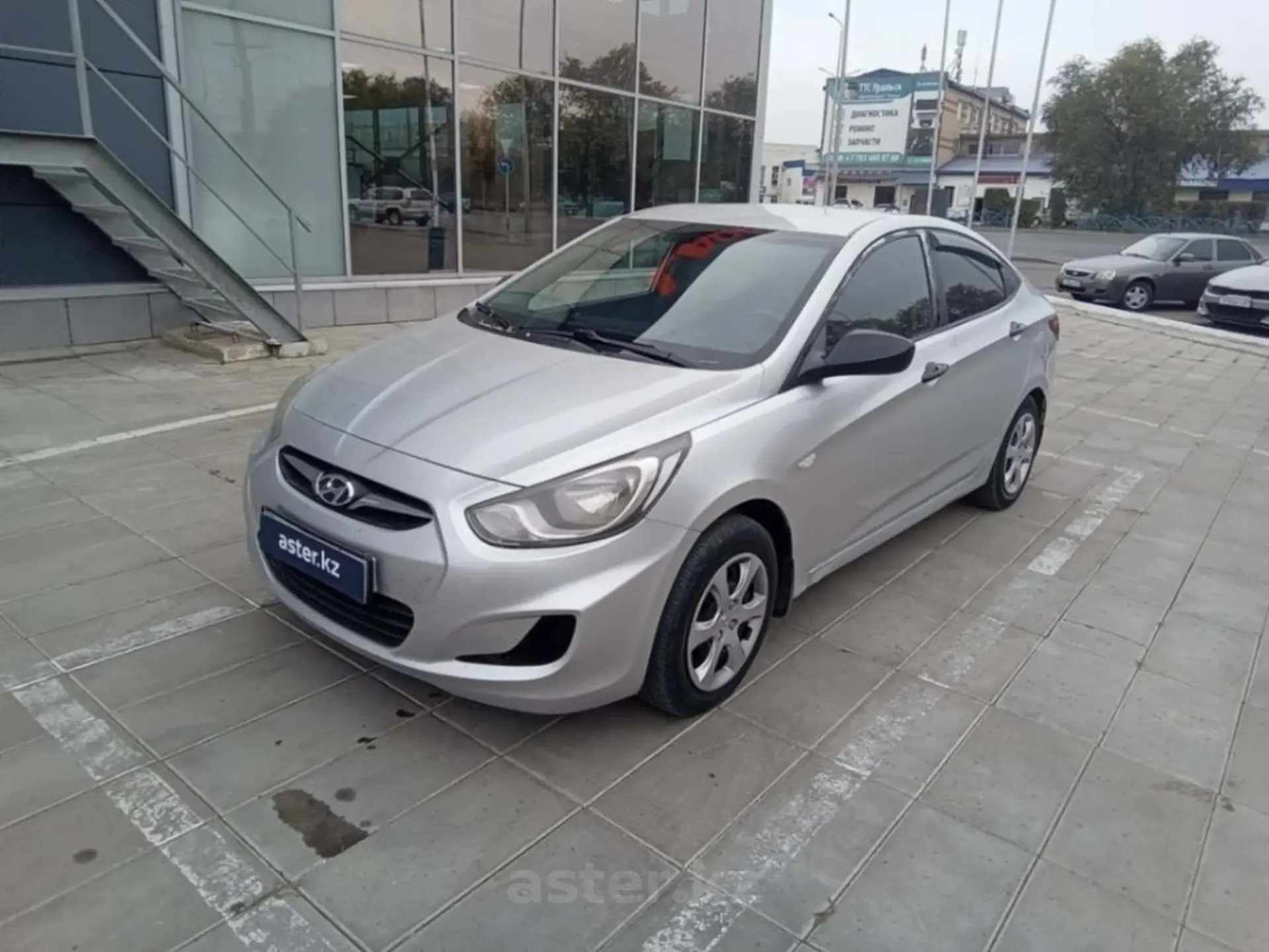 Hyundai Accent 2012