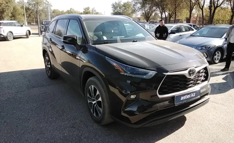 Toyota Highlander 2021 года за 23 000 000 тг. в Актобе фото 3