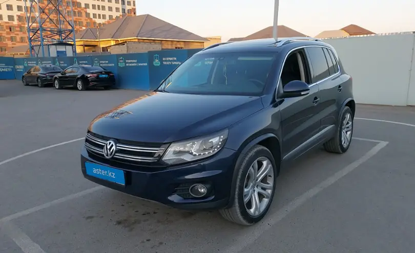 Volkswagen Tiguan 2015 года за 8 000 000 тг. в Шымкент