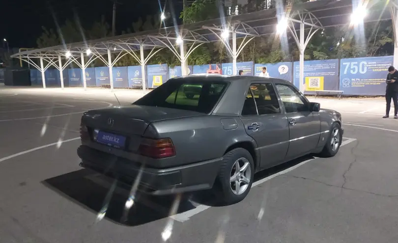 Mercedes-Benz W124 1992 года за 1 500 000 тг. в Алматы фото 3