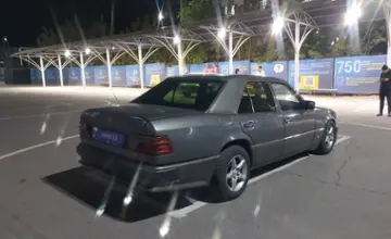 Mercedes-Benz W124 1992 года за 1 500 000 тг. в Алматы фото 3