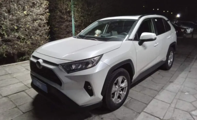 Toyota RAV4 2019 года за 15 000 000 тг. в Талдыкорган