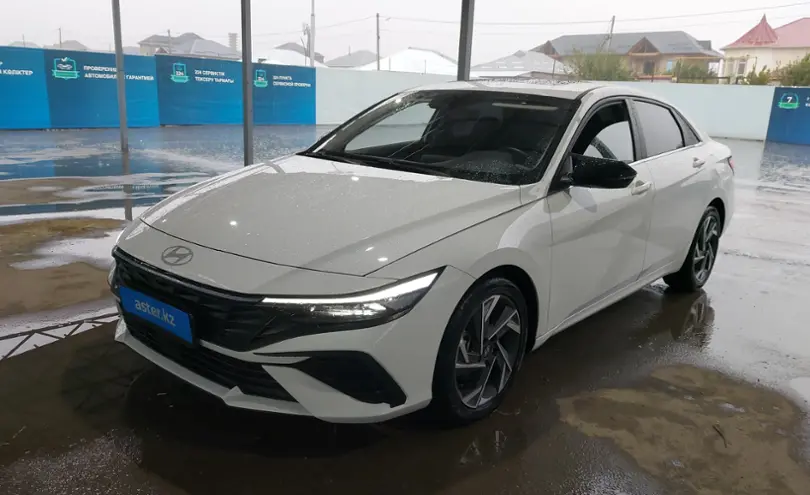 Hyundai Elantra 2023 года за 9 200 000 тг. в Шымкент