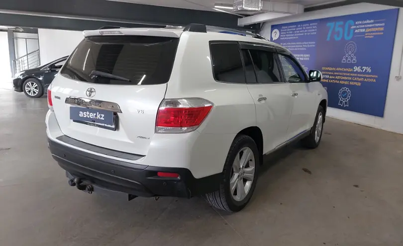 Toyota Highlander 2011 года за 11 800 000 тг. в Астана фото 3