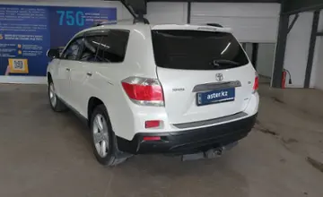 Toyota Highlander 2011 года за 11 800 000 тг. в Астана фото 4
