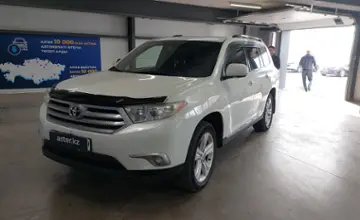Toyota Highlander 2011 года за 11 800 000 тг. в Астана фото 1