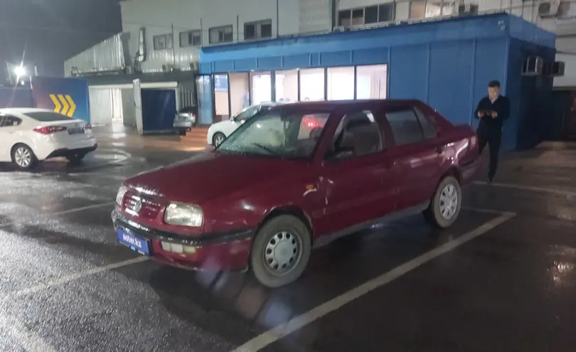 Volkswagen Vento 1993 года за 1 000 000 тг. в Алматы