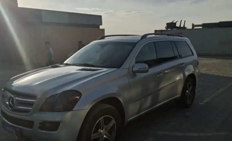 Mercedes-Benz GL-Класс 2006 года за 5 000 000 тг. в Караганда