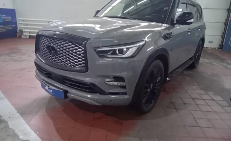 Infiniti QX80 2020 года за 30 000 000 тг. в Астана