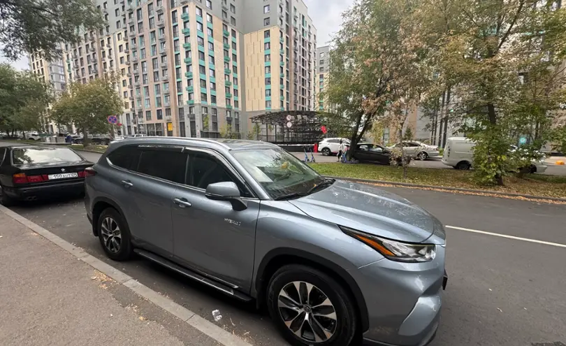 Toyota Highlander 2022 года за 23 000 000 тг. в Алматы