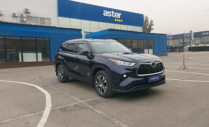 Toyota Highlander 2022 года за 22 000 000 тг. в Алматы фото 2