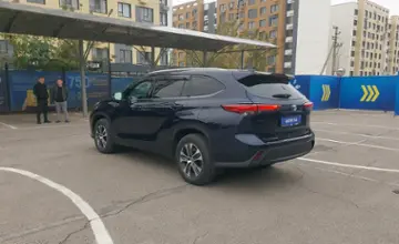 Toyota Highlander 2022 года за 22 000 000 тг. в Алматы фото 4