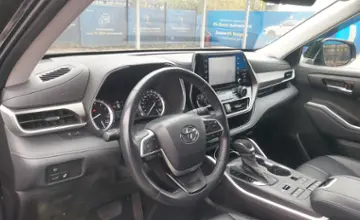 Toyota Highlander 2022 года за 22 000 000 тг. в Алматы фото 5