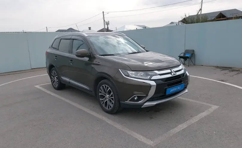 Mitsubishi Outlander 2015 года за 10 500 000 тг. в Шымкент фото 2