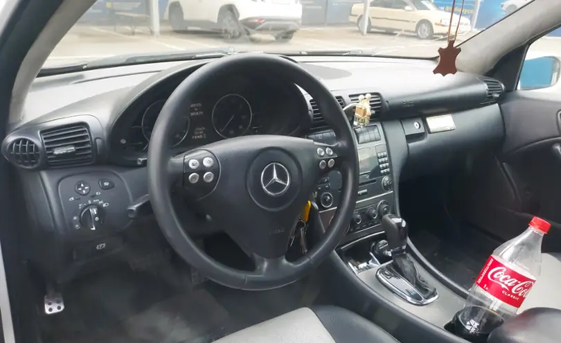 Mercedes-Benz C-Класс 2005 года за 4 000 000 тг. в Алматы фото 5