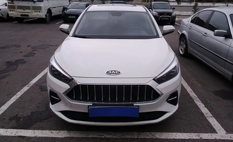 JAC J7 2023 года за 8 000 000 тг. в Усть-Каменогорск фото 2