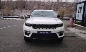 Jeep Grand Cherokee 2022 года за 30 500 000 тг. в Усть-Каменогорск фото 2