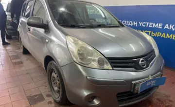 Nissan Note 2013 года за 5 300 000 тг. в Астана фото 3