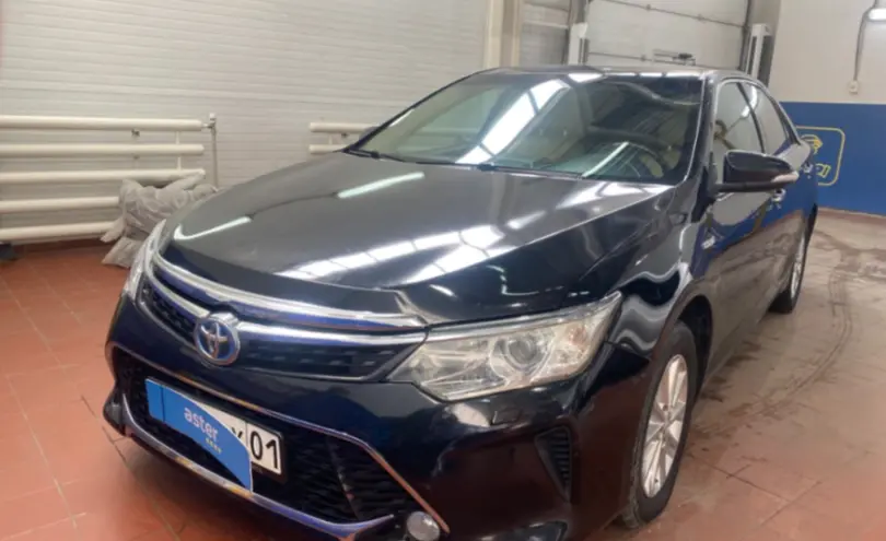 Toyota Camry 2015 года за 10 500 000 тг. в Астана