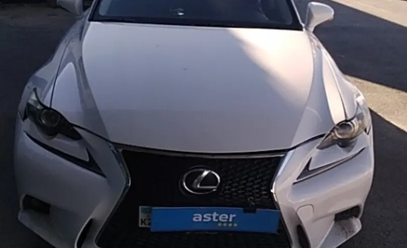 Lexus IS 2013 года за 11 000 000 тг. в Атырау фото 2