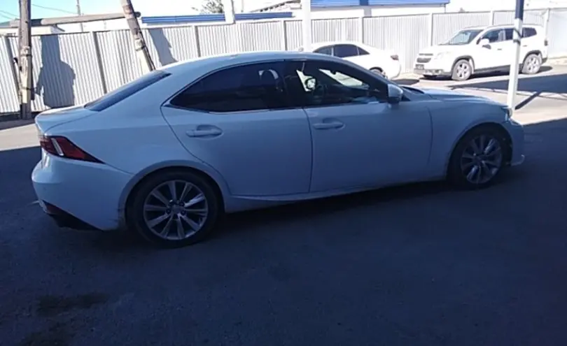 Lexus IS 2013 года за 11 000 000 тг. в Атырау фото 4