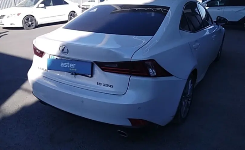 Lexus IS 2013 года за 11 000 000 тг. в Атырау фото 5
