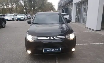 Mitsubishi Outlander 2012 года за 7 500 000 тг. в Актобе фото 2