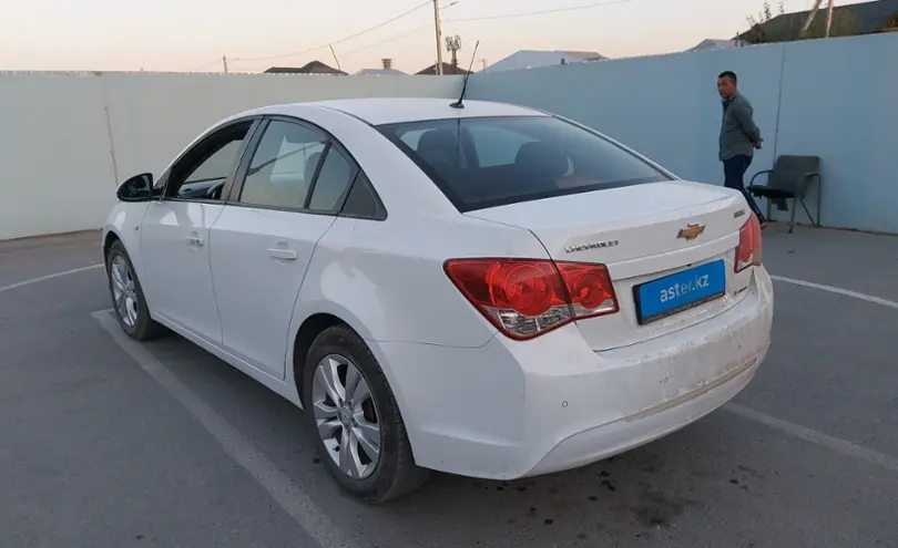 Chevrolet Cruze 2013 года за 3 100 000 тг. в Шымкент фото 4