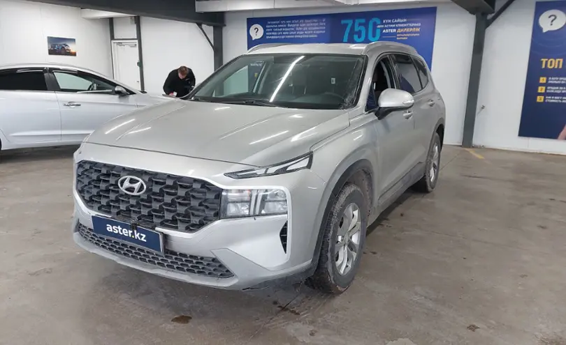 Hyundai Santa Fe 2021 года за 14 000 000 тг. в Астана