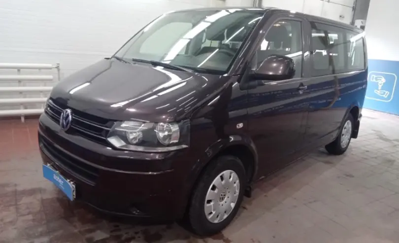 Volkswagen Caravelle 2015 года за 12 000 000 тг. в Астана