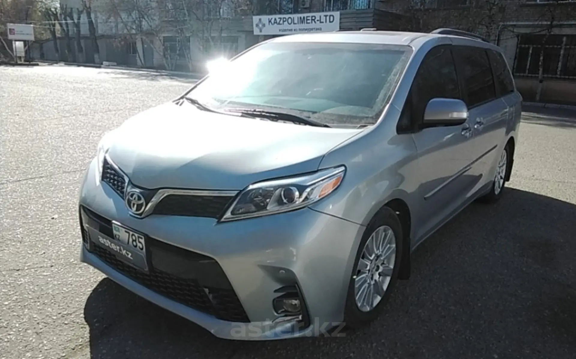 Toyota Sienna 2014