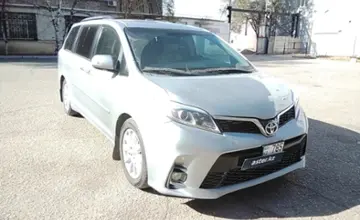 Toyota Sienna 2014 года за 13 500 000 тг. в Актобе фото 3