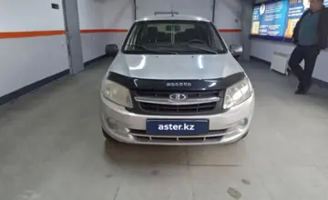 LADA (ВАЗ) Granta 2014 года за 2 000 000 тг. в Уральск фото 2