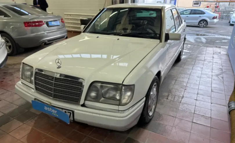 Mercedes-Benz E-Класс 1993 года за 3 000 000 тг. в Астана