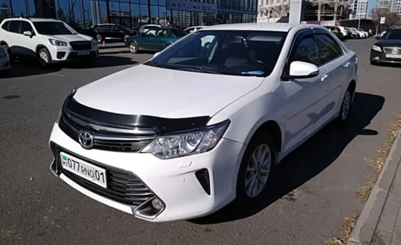 Toyota Camry 2014 года за 10 000 000 тг. в Астана