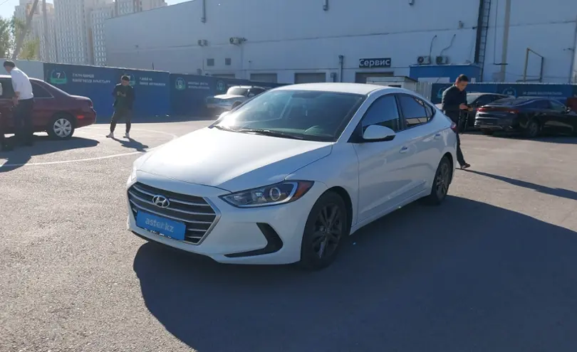 Hyundai Elantra 2017 года за 8 500 000 тг. в Шымкент